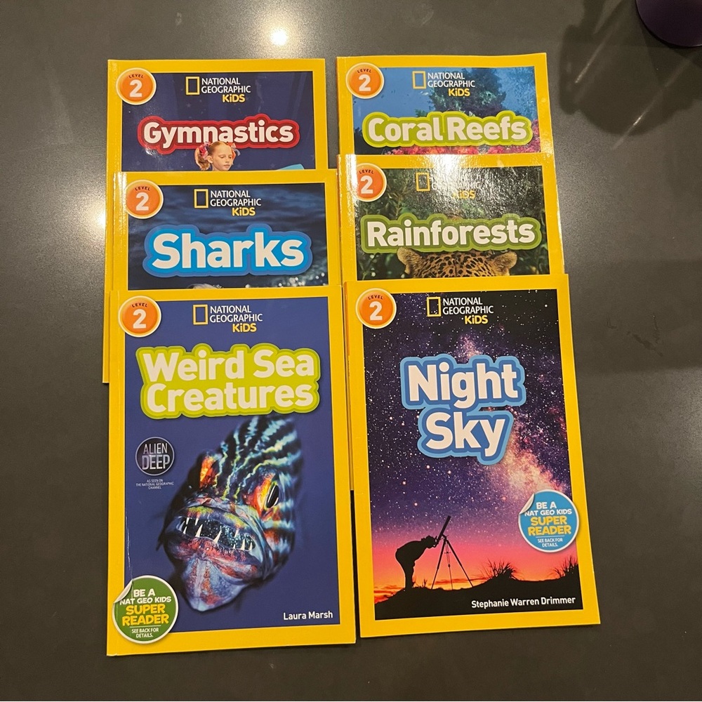 Level 2 Reader Books from National Geographic, 6 books sold together as a set!